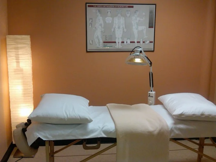 Relaxing and healing acupuncture treatments