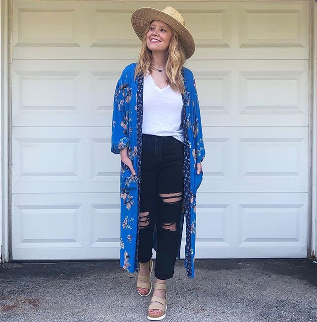 Casual and comfortable for the summertime win. 💙🖤👒💙🖤 Find my outfit deets in the @liketoknow.it app and at the link in my bio. #liketkit http://liketk.it/2CtJd #trustyourcloset #summerstyle #everydaymadewell #hatstyle #ltkstyletip