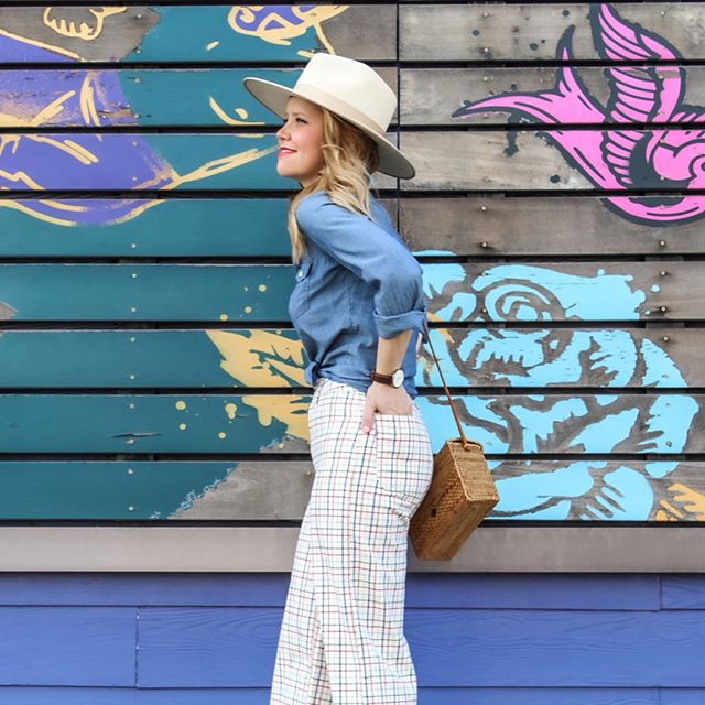 If it were socially acceptable to wear the same outfit everyday, I would wear this one with 100% certainty. I have linked these pants and several more in the @liketoknow.it app and at all my usual links. http://liketk.it/2CiIz #liketkit #trustyourclo