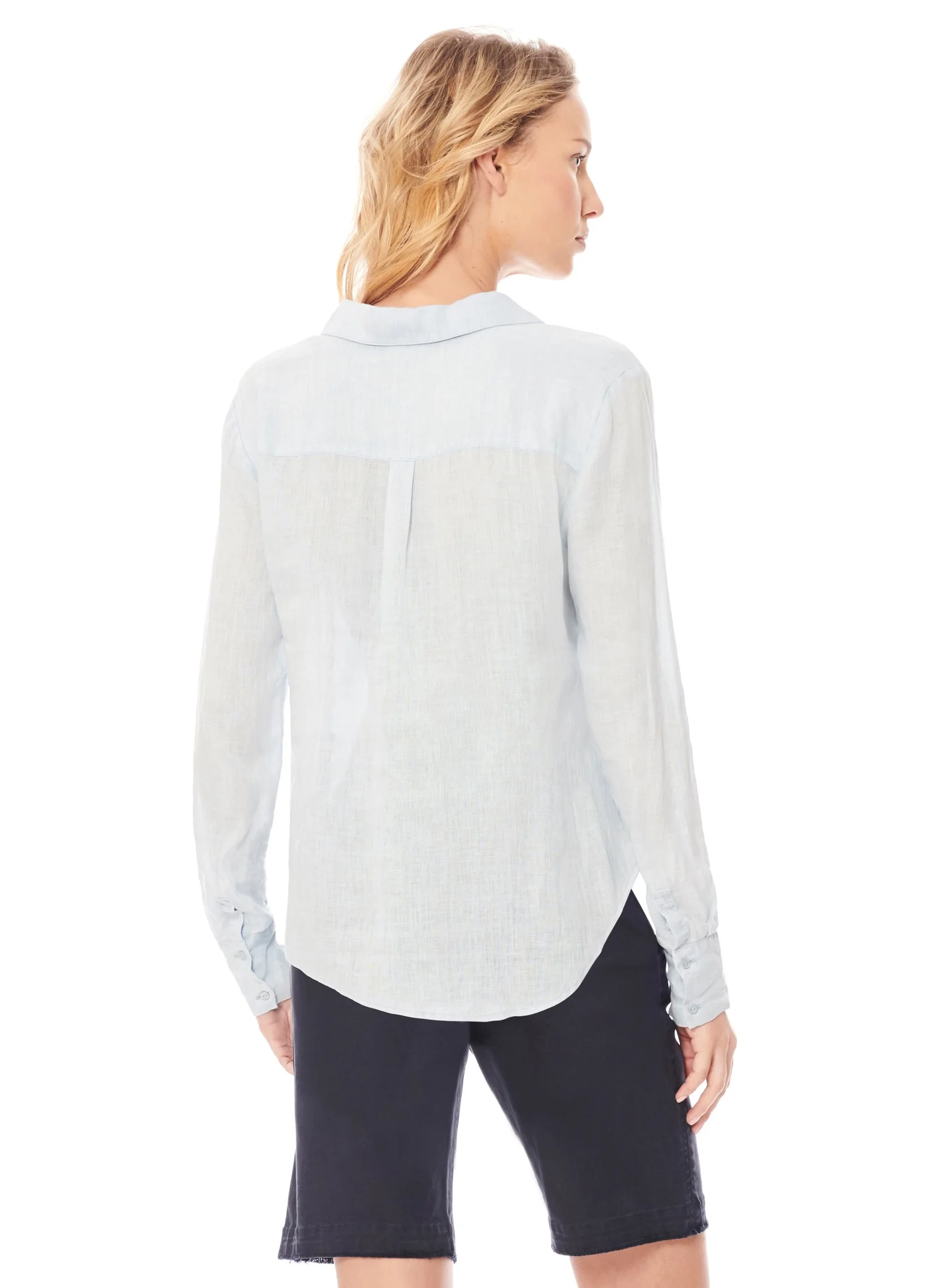 3943WT-chambray_1860GT-navy_0026_7eac146c-9c99-43d8-91f4-4c702414c443_1600x_crop_center.jpg