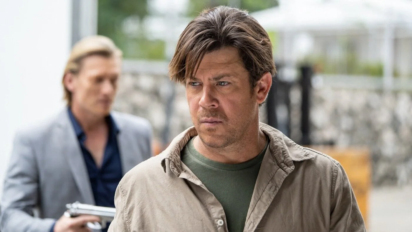 ELECTRIC ENTERTAINMENT SIGNS LICENSING DEALS FOR 'ALMOST PARADISE' 