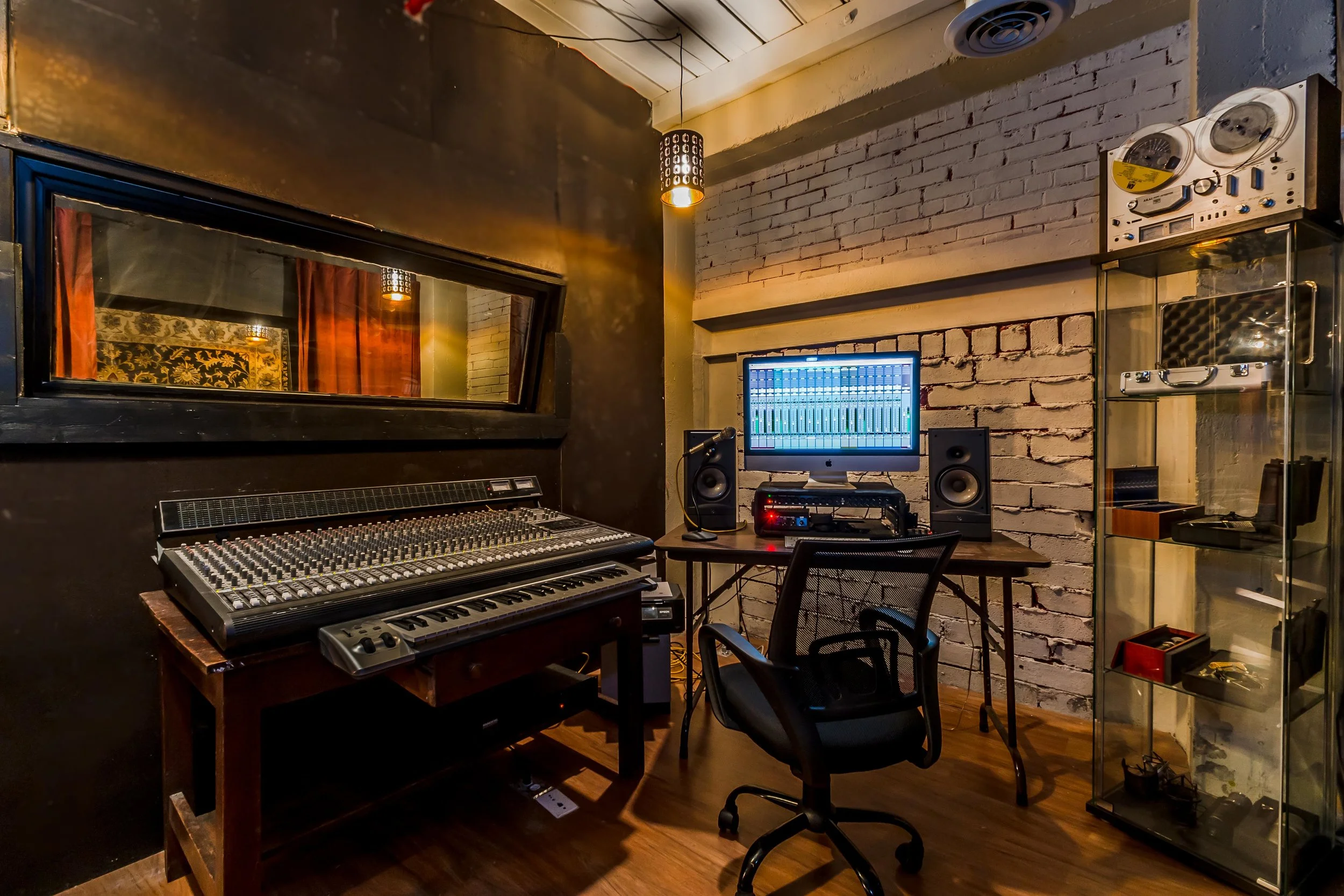 Studio 6.20-10.jpg