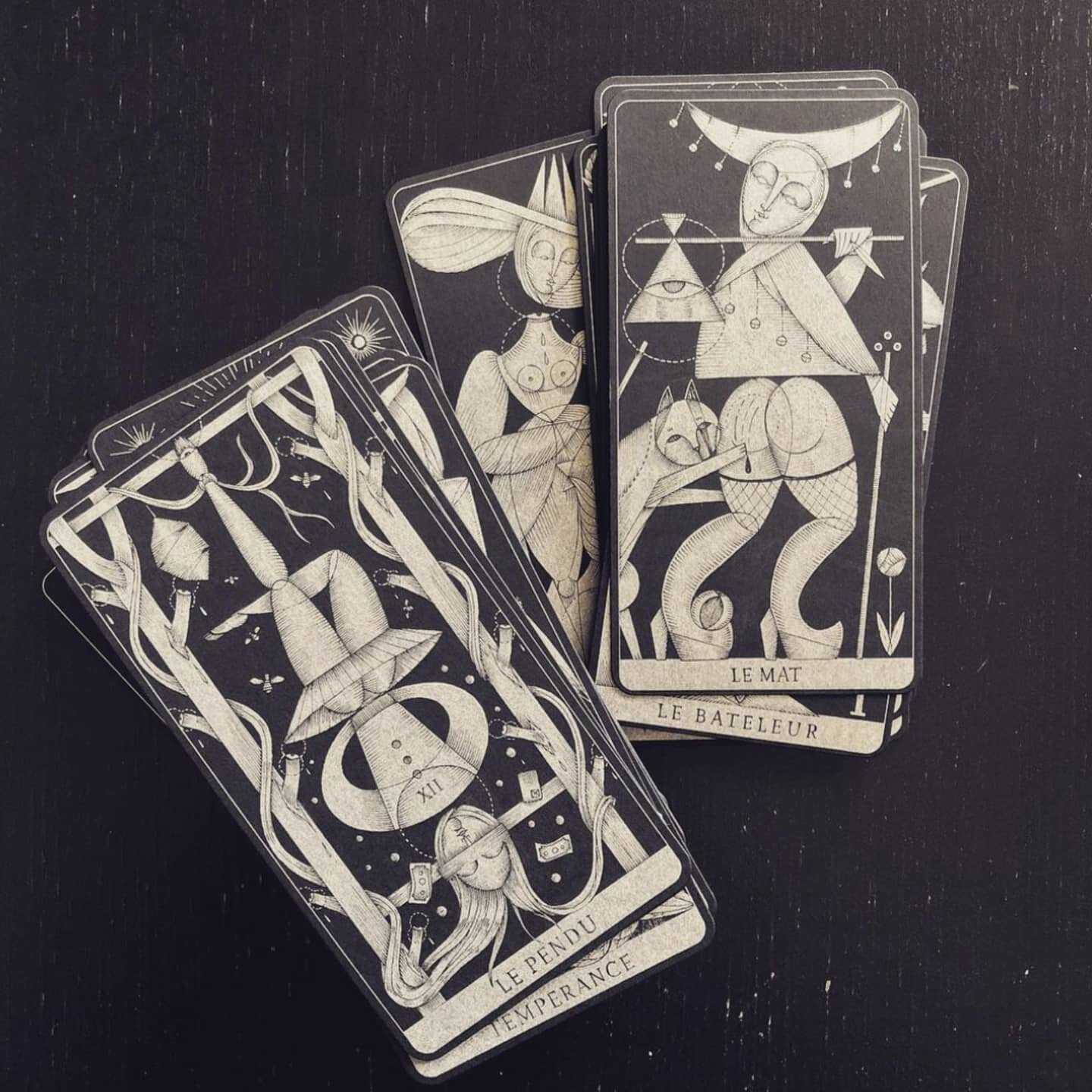 Our #tarotdeck by @elisaseitzinger, thank you for sharing @tregrani_tarot ✨✨✨ Still available from sabatmagazine.com, we ship orders tomorrow ✨