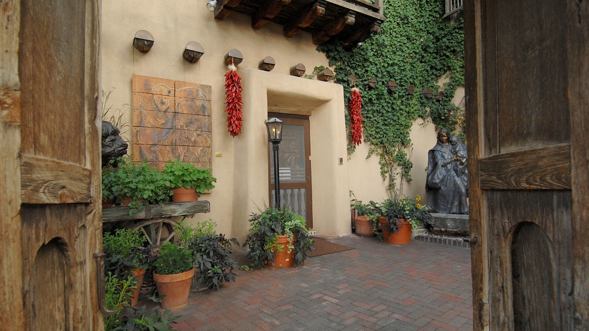 A Virtual Visit to Nedra Matteucci Galleries
