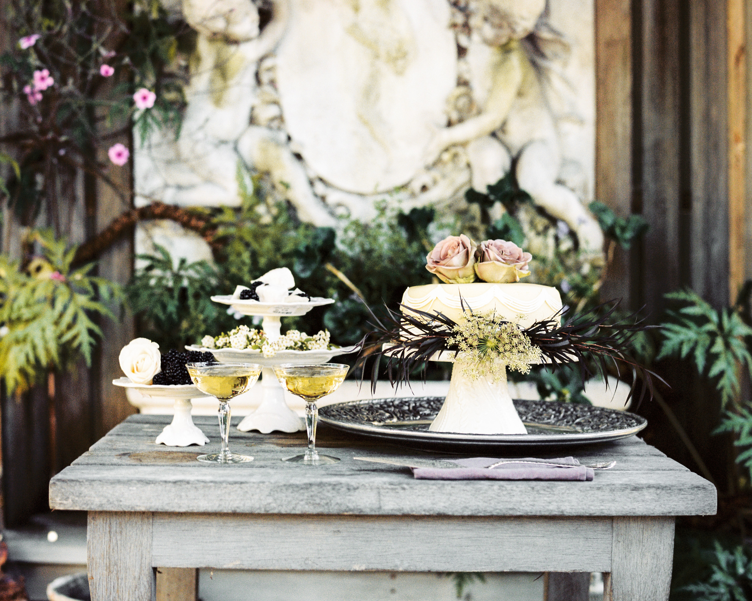 The-Folley-Estate-Wedding-Dessert-Table-.jpg