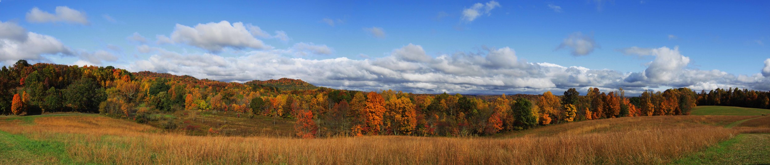 Pano of Jon and Sarahs farm.jpg