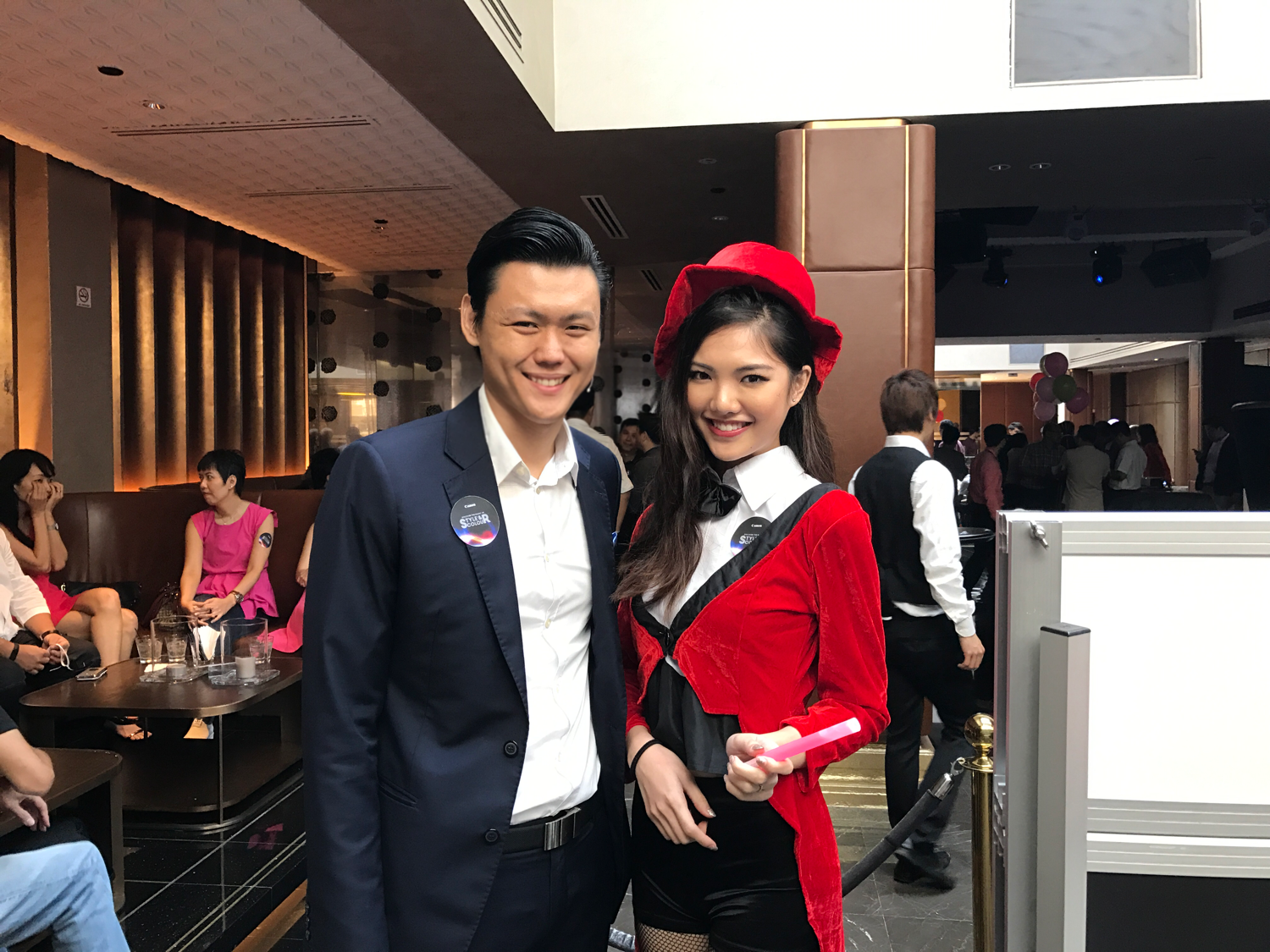 "Terrific Colours, Stylishly Compact!" - A Customized iPad Product Launch (VIP Launch)