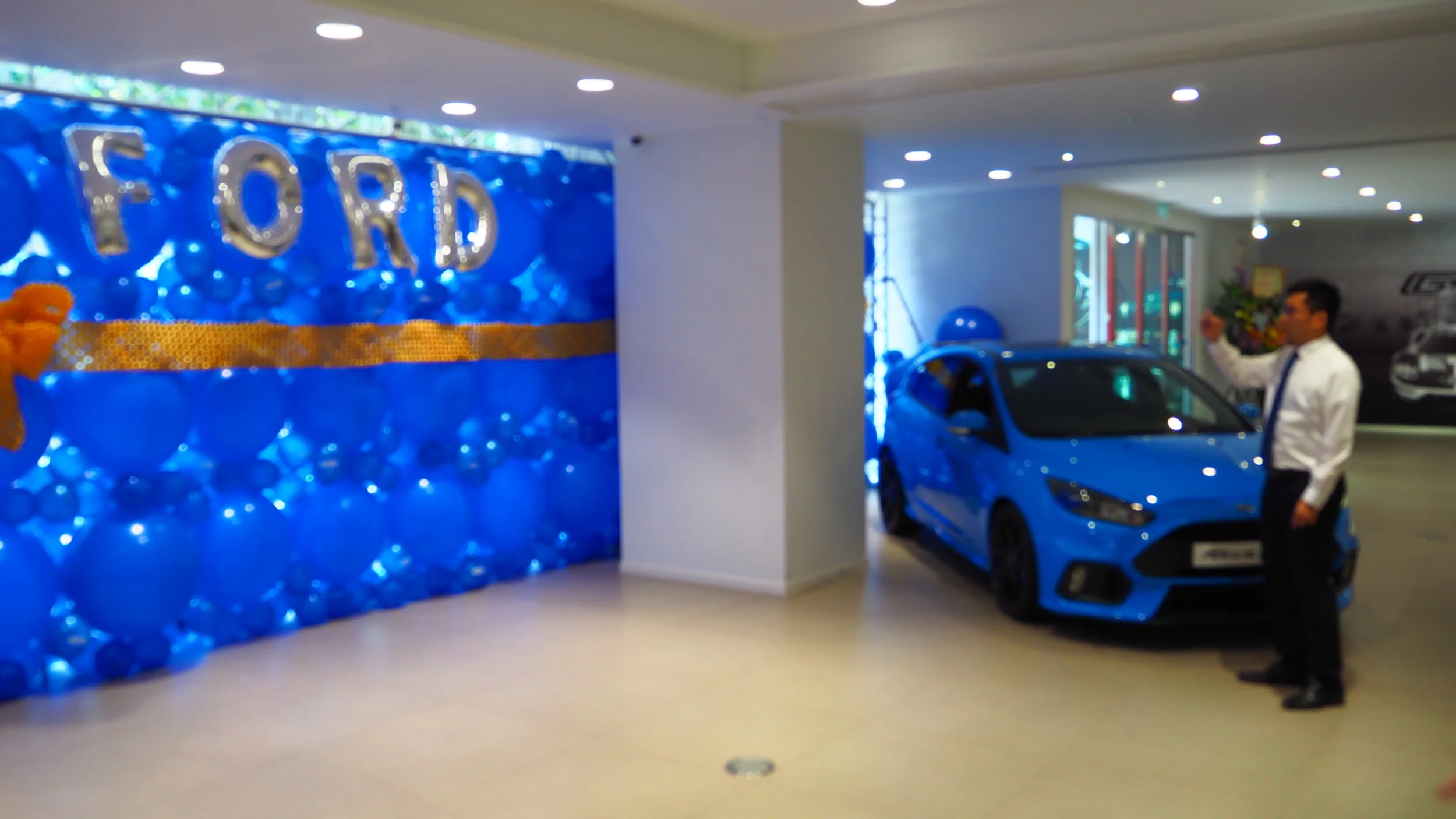 CUSTOMIZED IPAD MAGIC LAUNCH FOR FORD HONG KONG