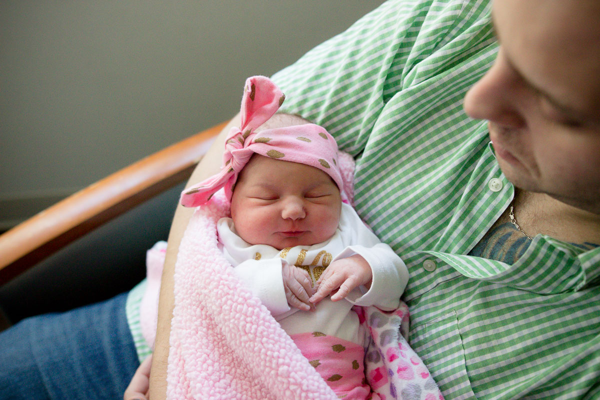 crown-point-indiana-newborn-photographerWS&B-21.jpg