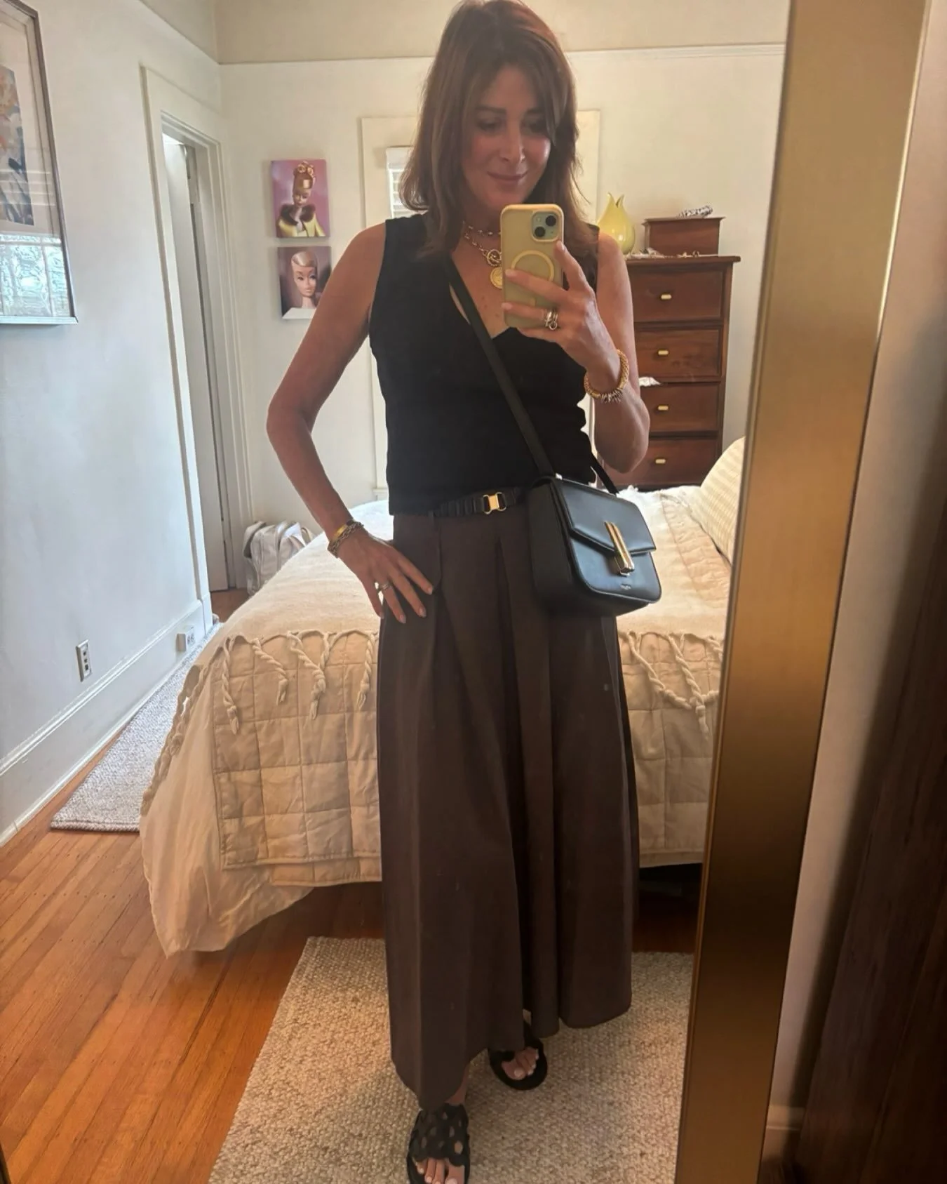 Shopping at the French Antique Mrket with the ladies.🥖&hearts;️🛍️
@thefrenchmarketmarin