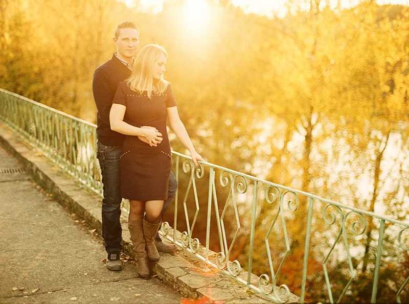 Autumnal Loveshoot at La Hulpe, Belgium / Shooting de couple argentique à la Hulpe, Belgique