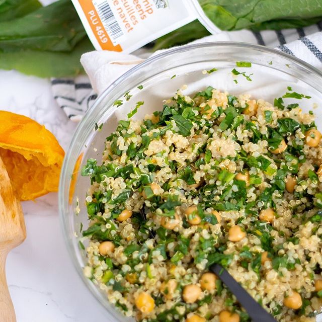Need a refreshing meal during the summer heat?
We've got you covered. ✅
Chickpea Quinoa Salad with Turnip Greens by @nutritiontofit 📸
⠀⠀⠀⠀⠀⠀⠀⠀⠀
#FarmFreshGreens #NaturesGreens