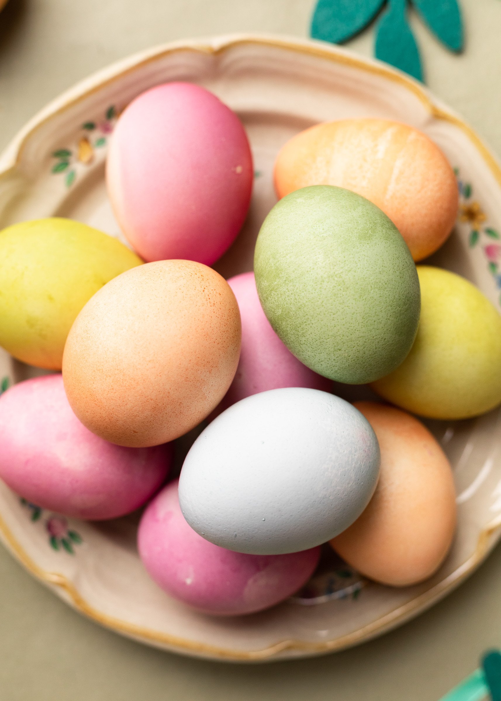 WPRAWL_Naturally Dyed Easter Eggs-3 (1).jpg