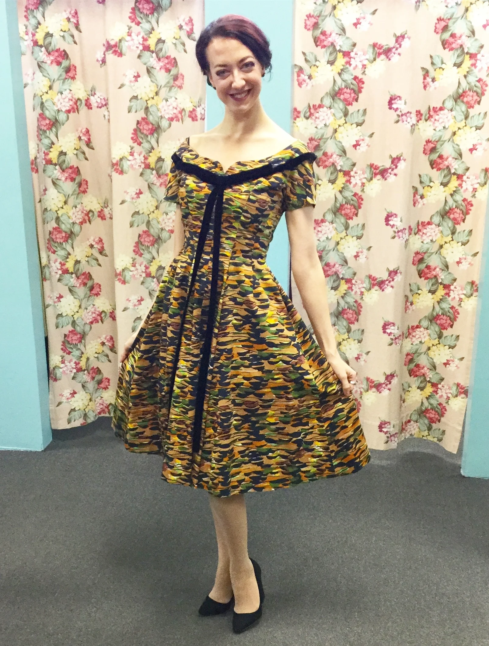1950's Suzy Perette multi colored dress with black velvet ribbon trim. Model @retroviolette