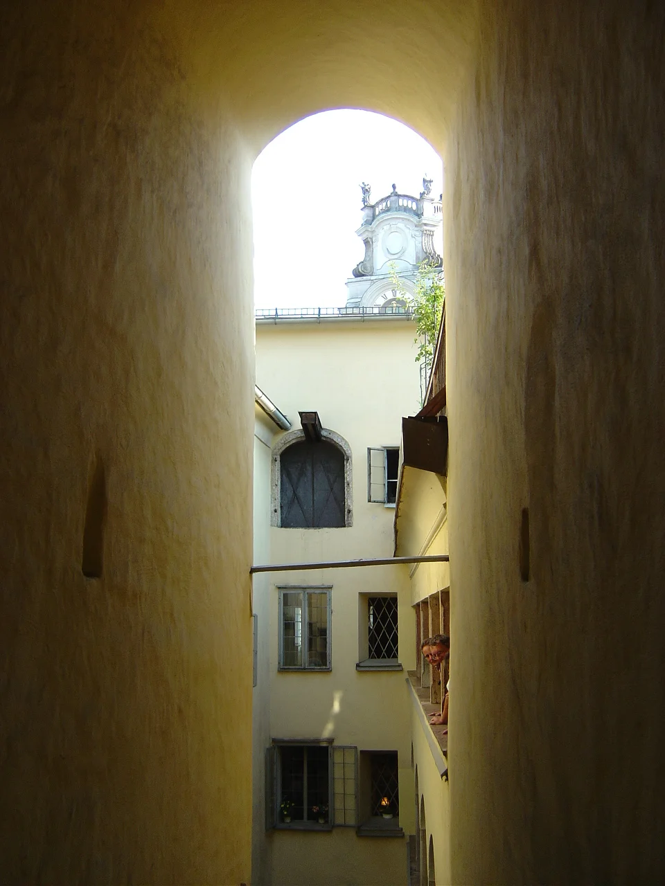 Mozart's Yellow House.jpg
