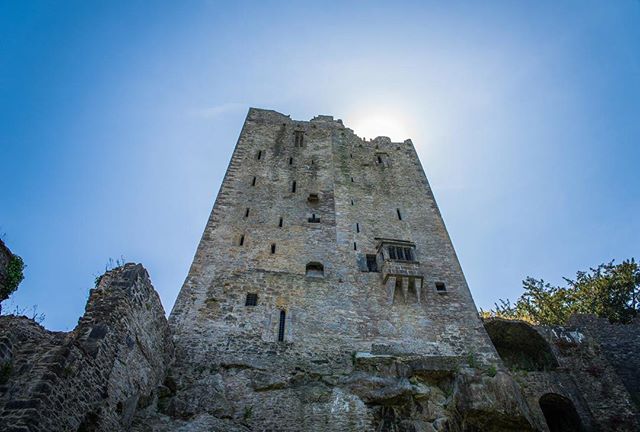 I haven’t posted in a bit—I’ve been so busy but I’m back and posting my Blarney Castle pictures 🏰 •
•
•
#irish_daily #irish🍀 #ireland #ireland🍀 #irelandtravel #ireland_gram #blarneycastle #blarneystone #travelblogger #traveldrops #igers #instafocus #photography #lightroom #travelbug #traveladdict #castle #postcardsfromtheworld #europe #keepexploring #globe_travel #theglobewanderer #travelworld #letsgosomewhere #exploretheglobe #places_wow #xposuremag #icatching #collectivelycreate #wanderlust