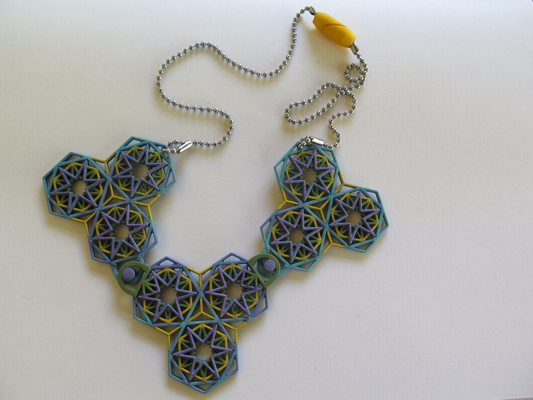 3d-printed-necklace-green-yellow-and-purple-2.jpg