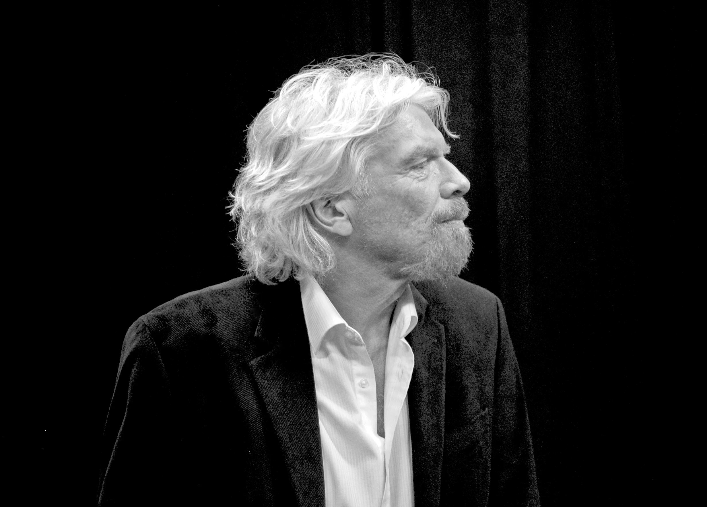 SIR RICHARD BRANSON : VIRGIN