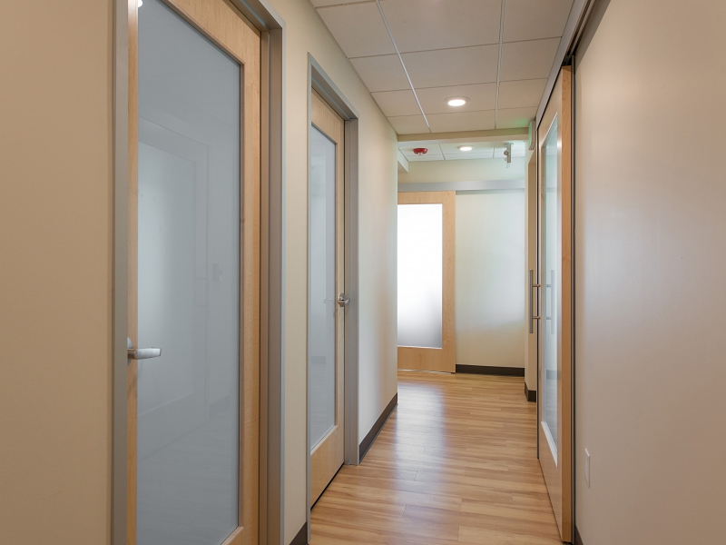 1749818_Hallway_800x600.jpg
