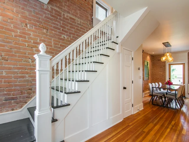 1750123_Staircase_640x480.jpg