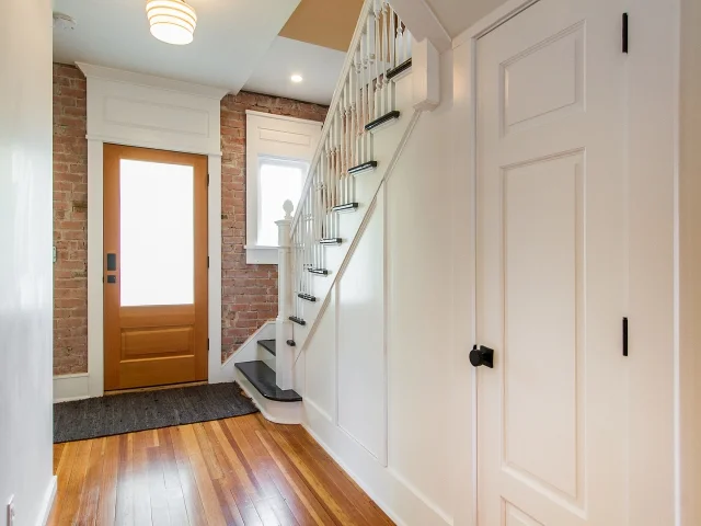 1750124_Staircase_640x480.jpg