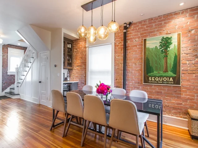 1750093_Dining-Room_640x480.jpg