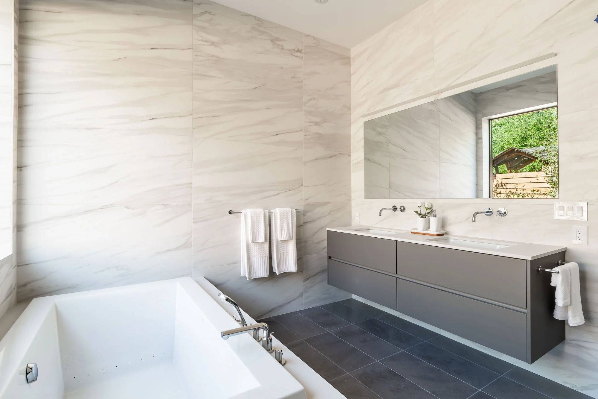 3370 4th Street 37.jpg