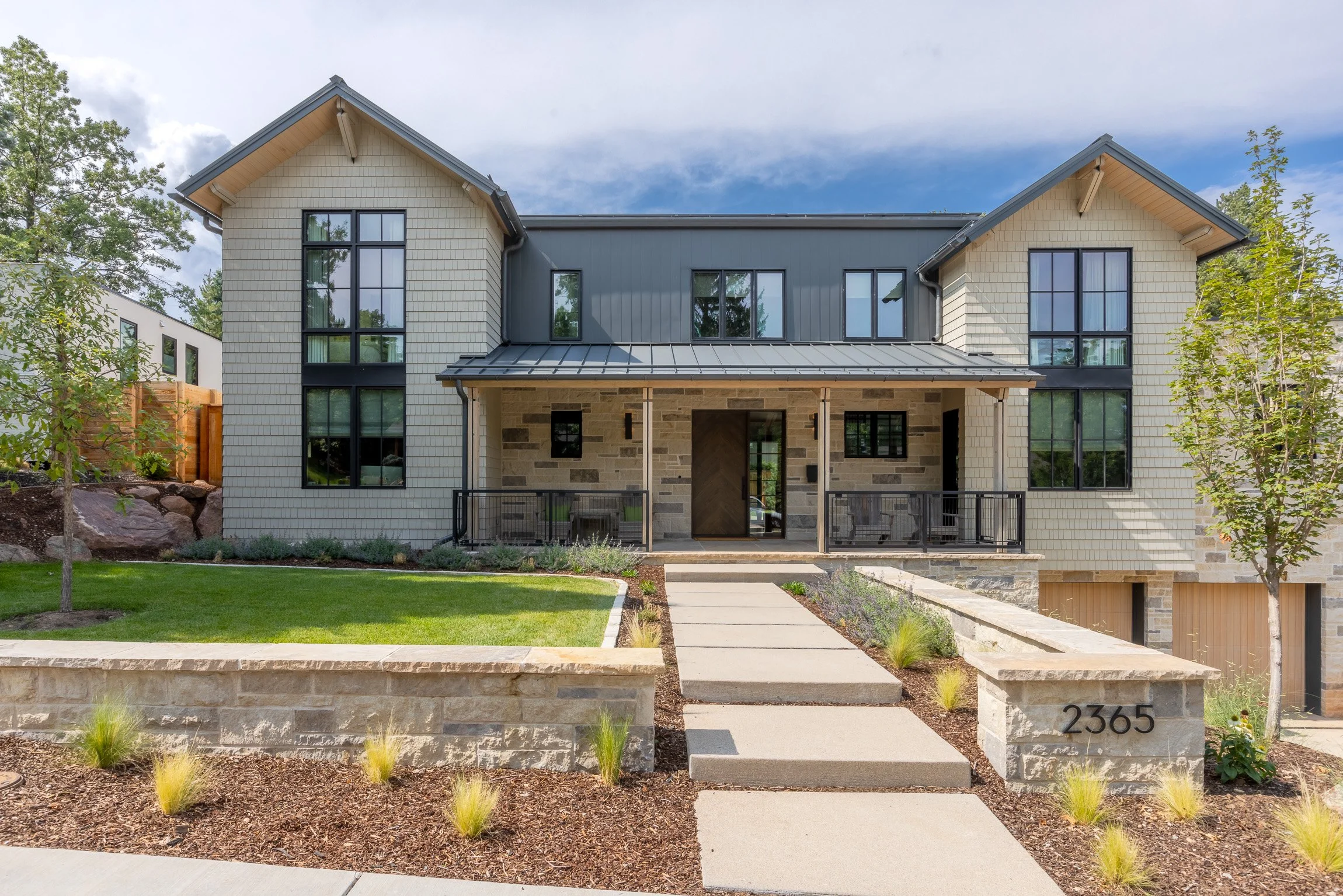2365 Kenwood Dr-14.jpg