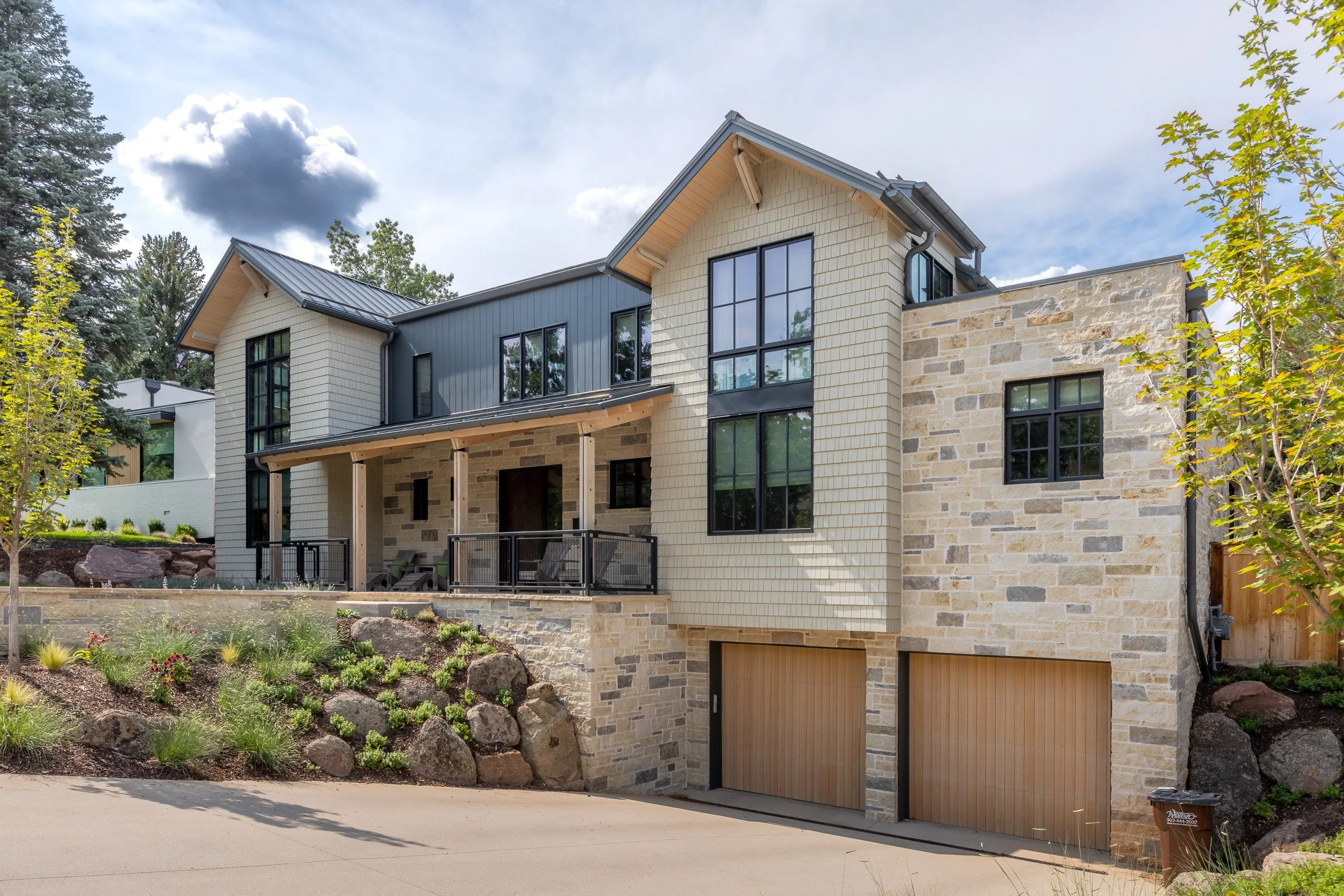 2365 Kenwood Dr-18.jpg