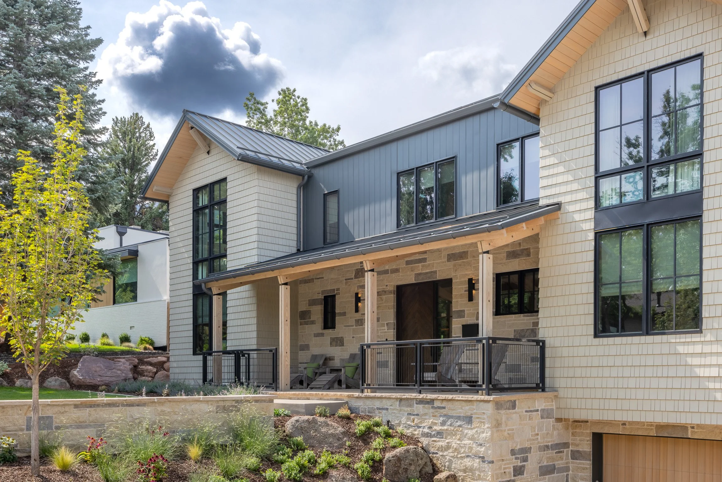 2365 Kenwood Dr-19.jpg