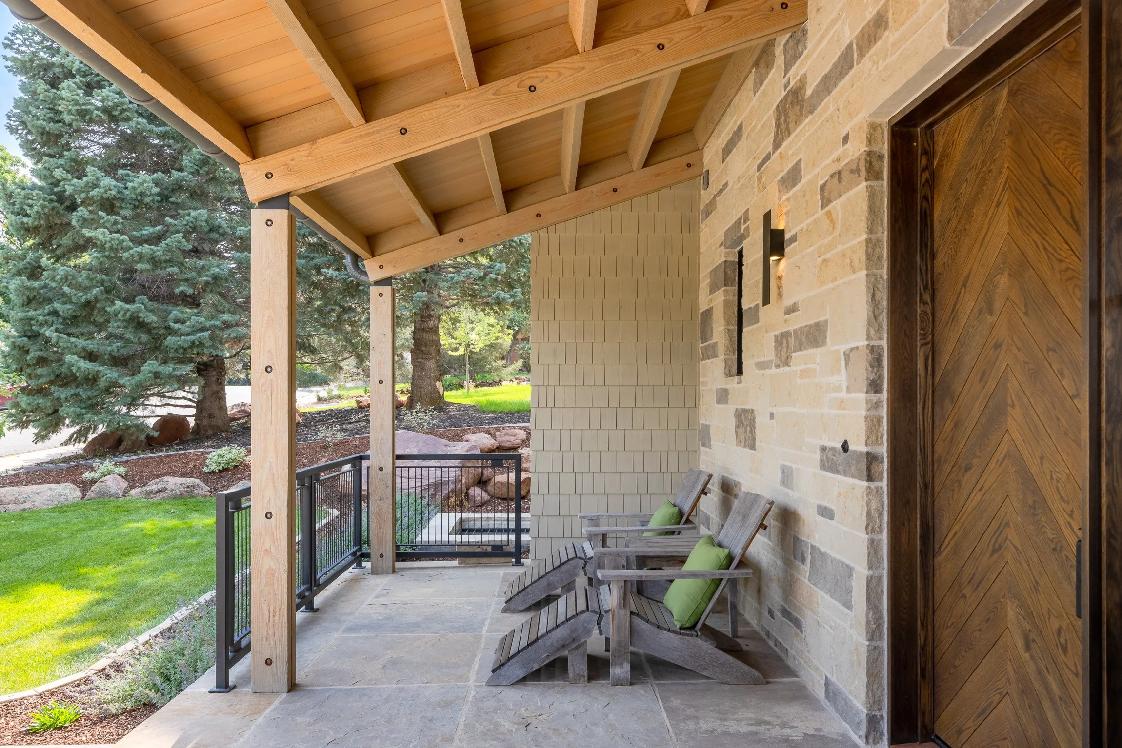 2365 Kenwood Dr-23.jpg
