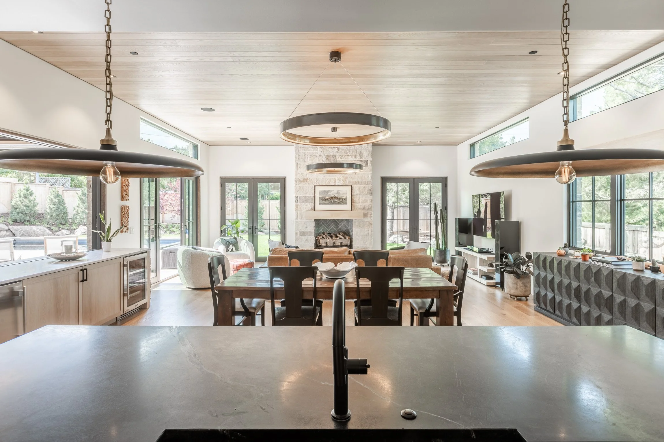 2365 Kenwood Dr-33.jpg