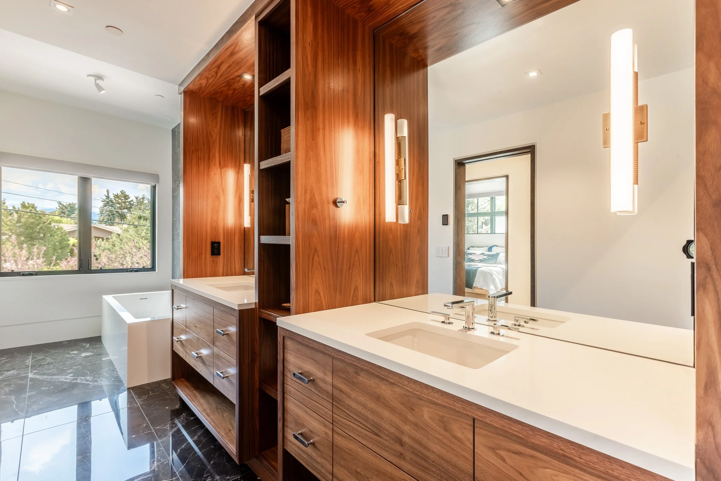 2365 Kenwood Dr-59.jpg