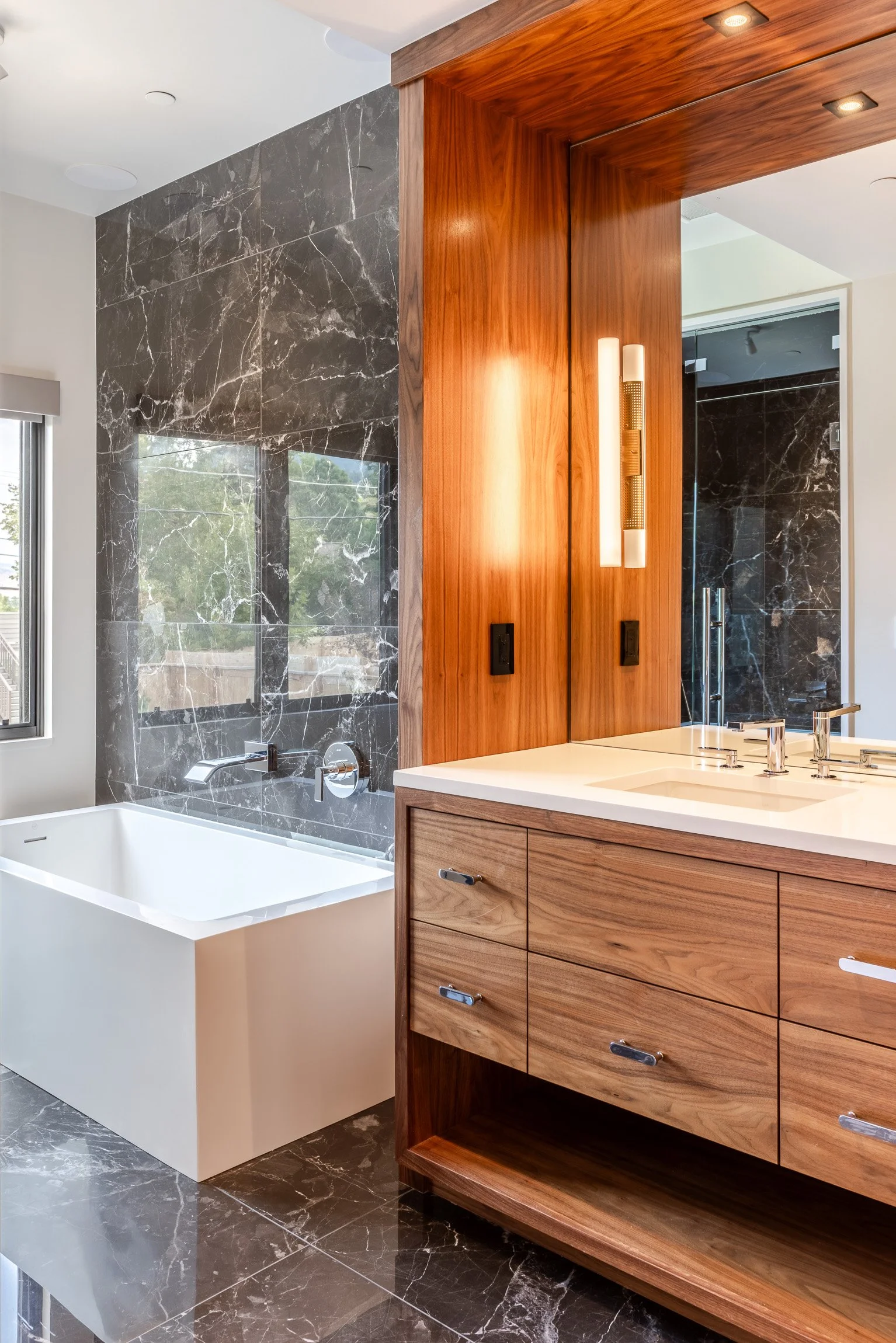 2365 Kenwood Dr-72.jpg
