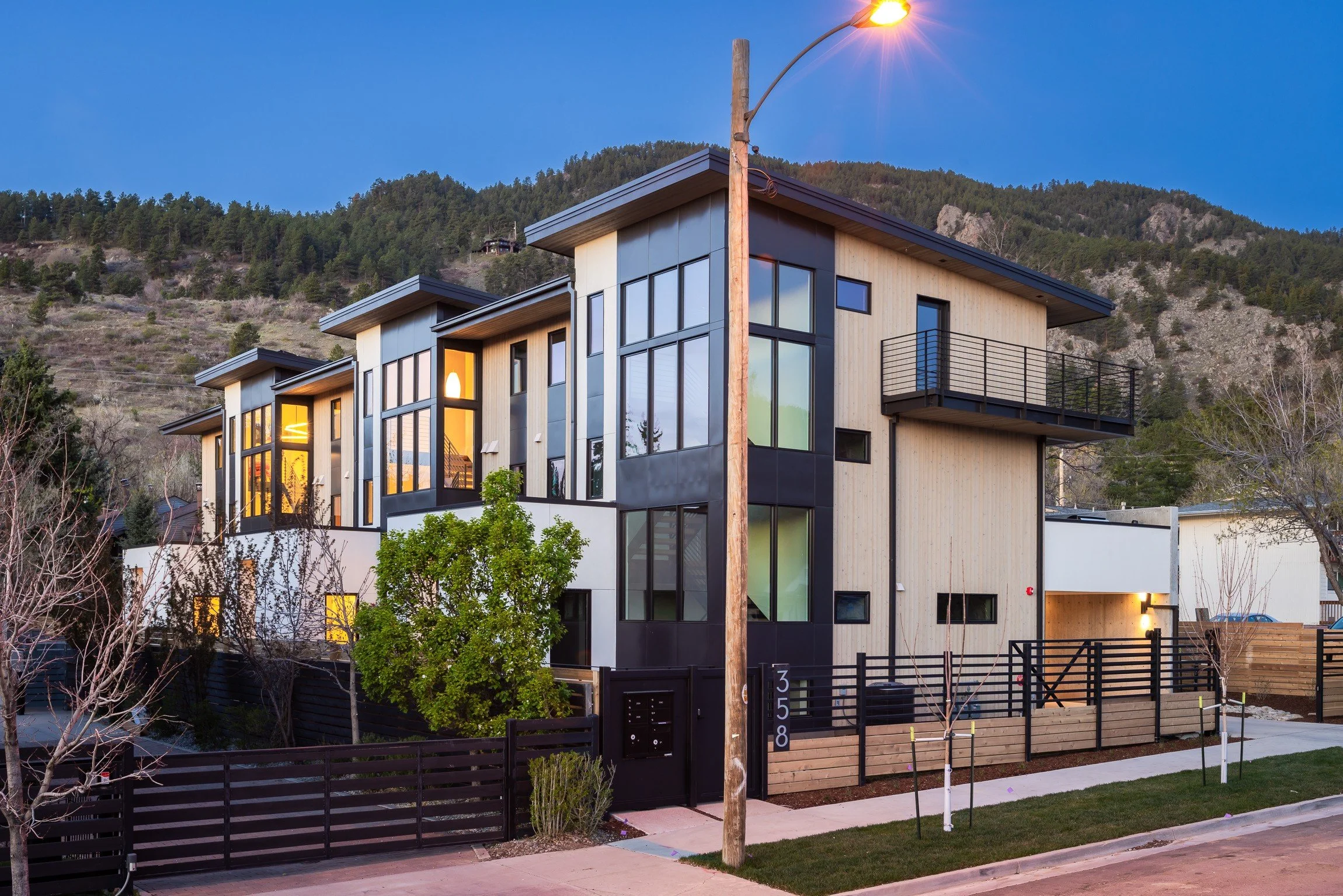 358 Arapahoe