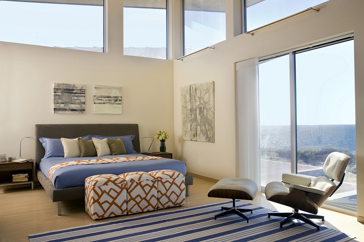 Modern Master bedroom