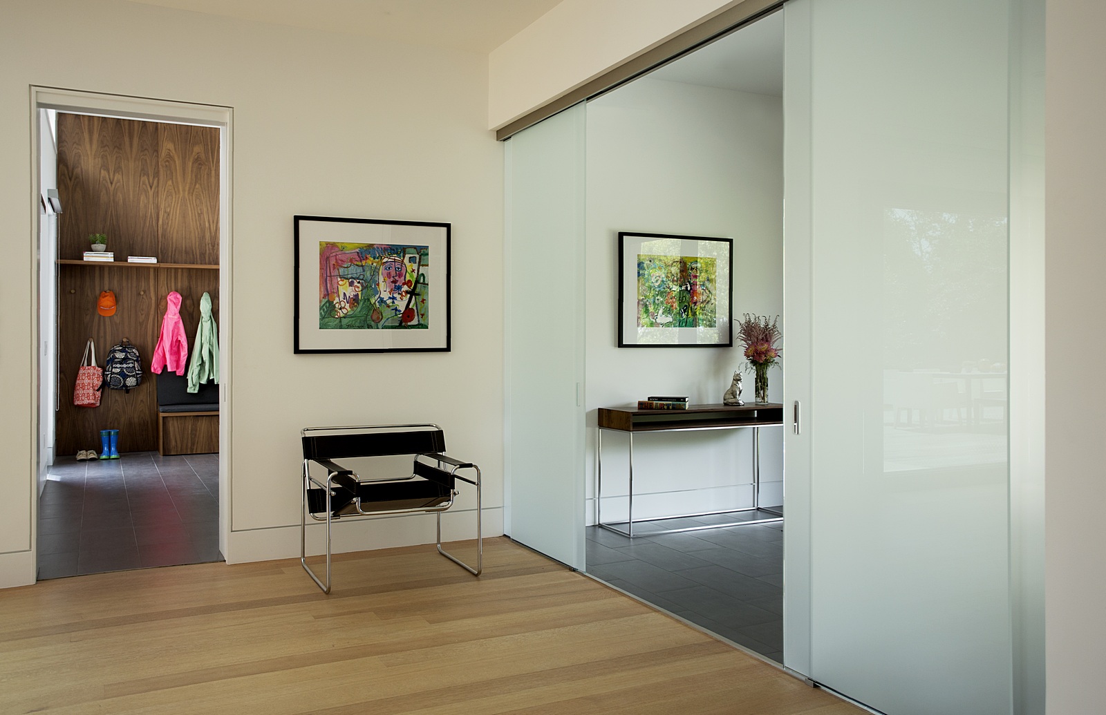 Front foyer to the mud room