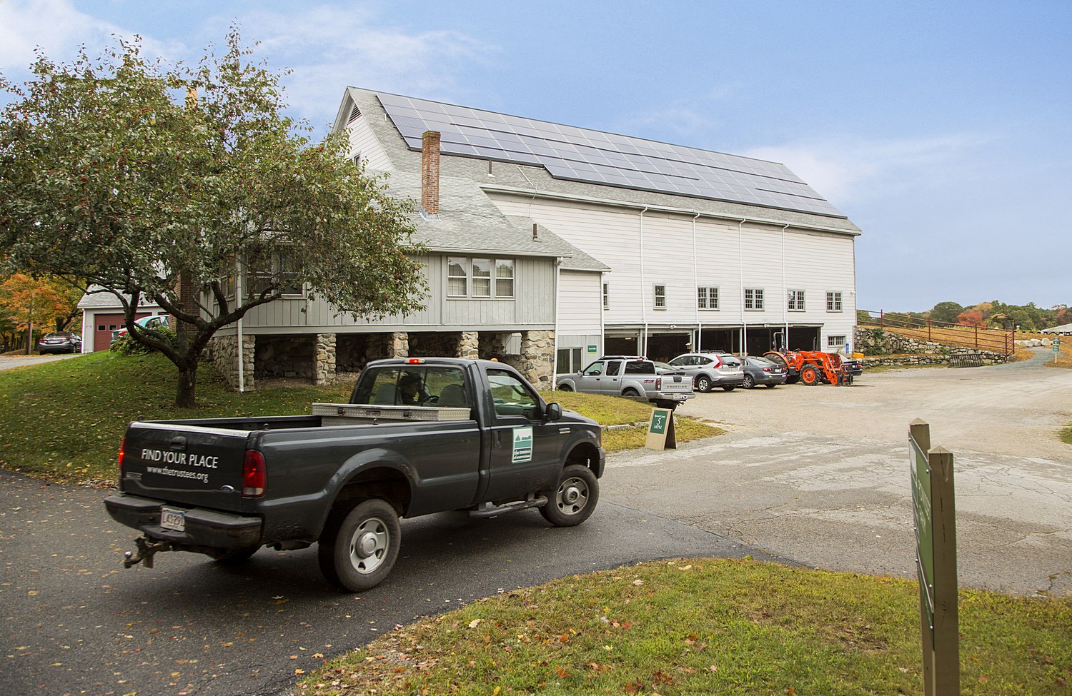 Net positive barn with solar panels