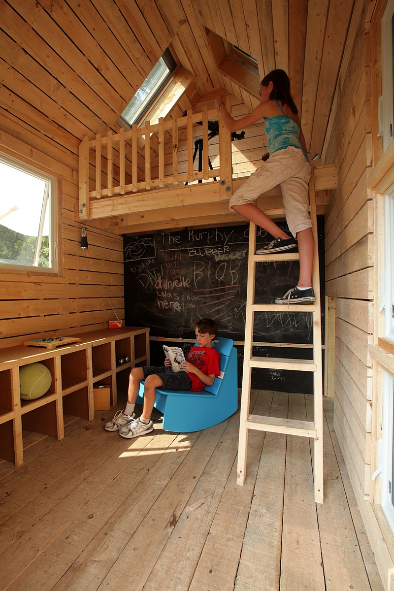 Eco-friendly playhouse interior