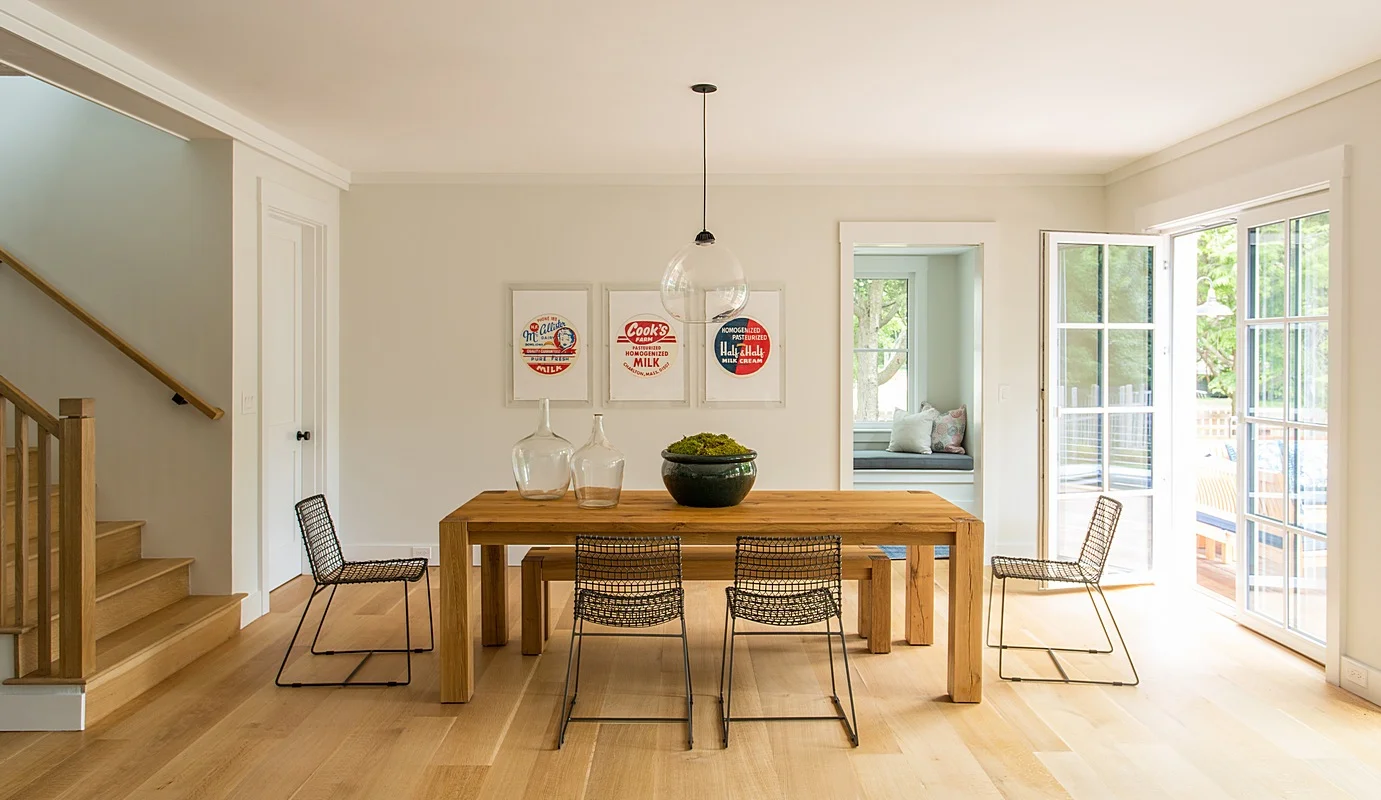 Indoor dining area with outdoor connection