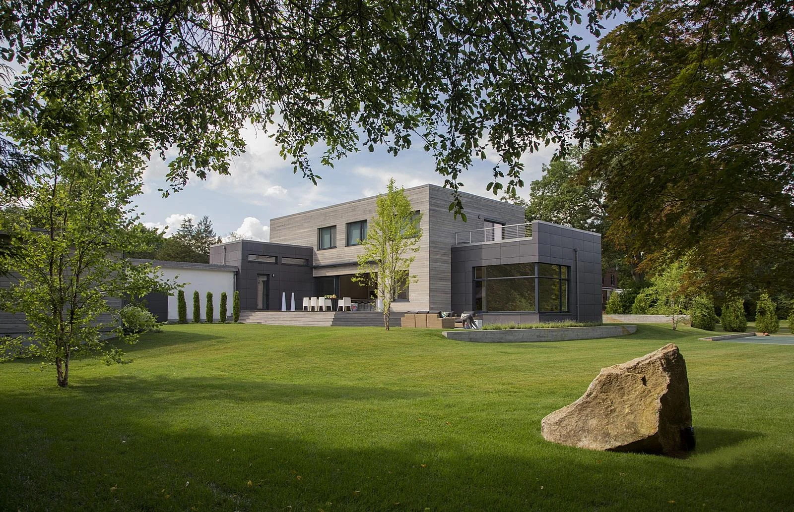 Modern-Green-Home-001b.jpg