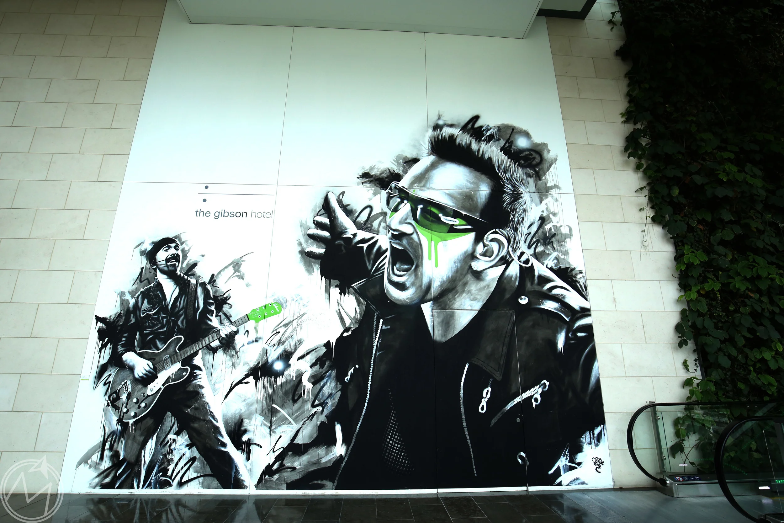 who doesn't love a good bono mural? we must be in ireland!