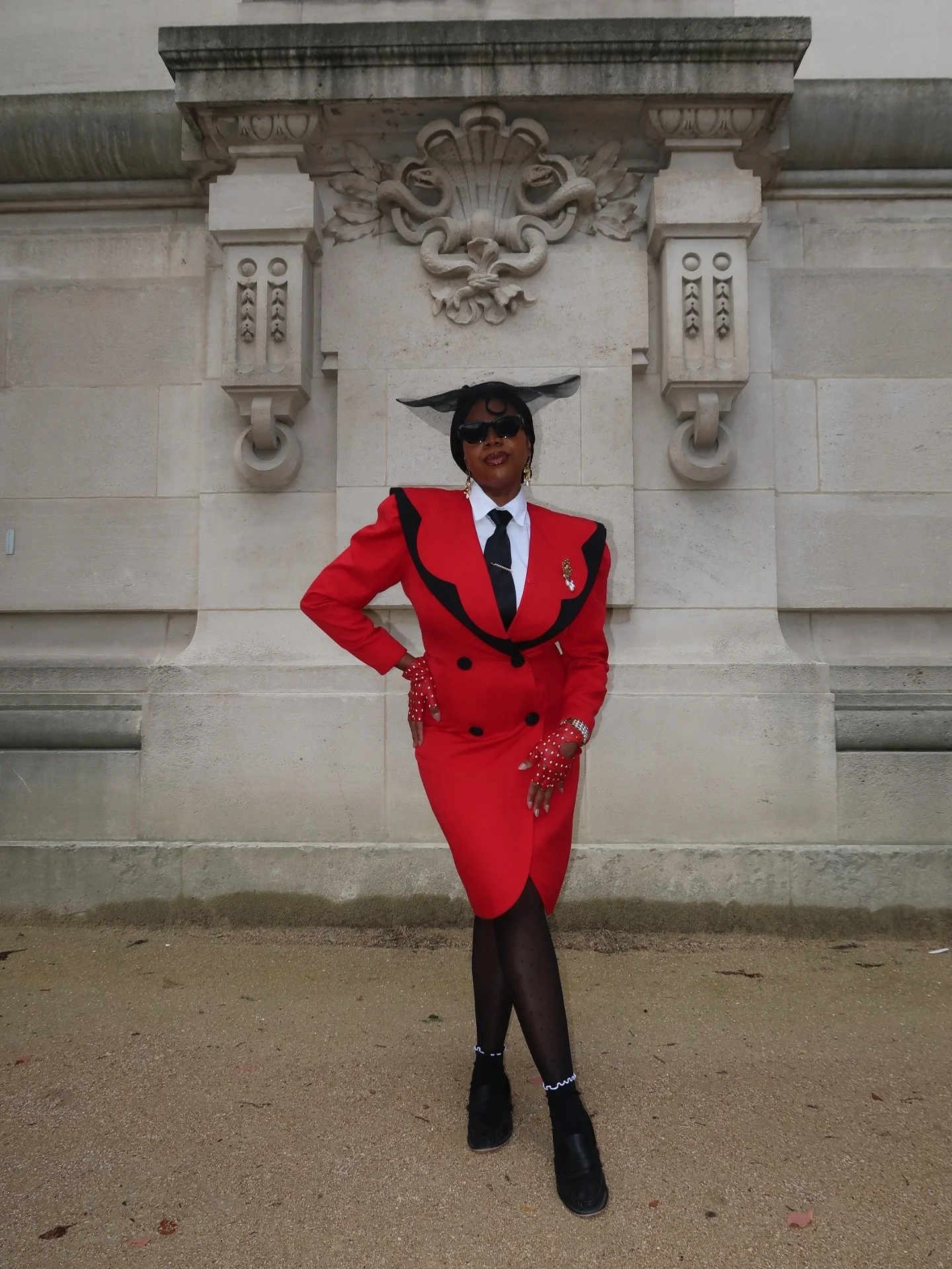 Perrine (pair-reen) in Paris | S2E1

I&rsquo;ve been waiting all weekend to wear this fit. It&rsquo;s the most &ldquo;me&rdquo; outfit I think I&rsquo;ve ever worn.

&ldquo;Everything I do is for the 17 year-old version of myself.&rdquo; -Virgil

You