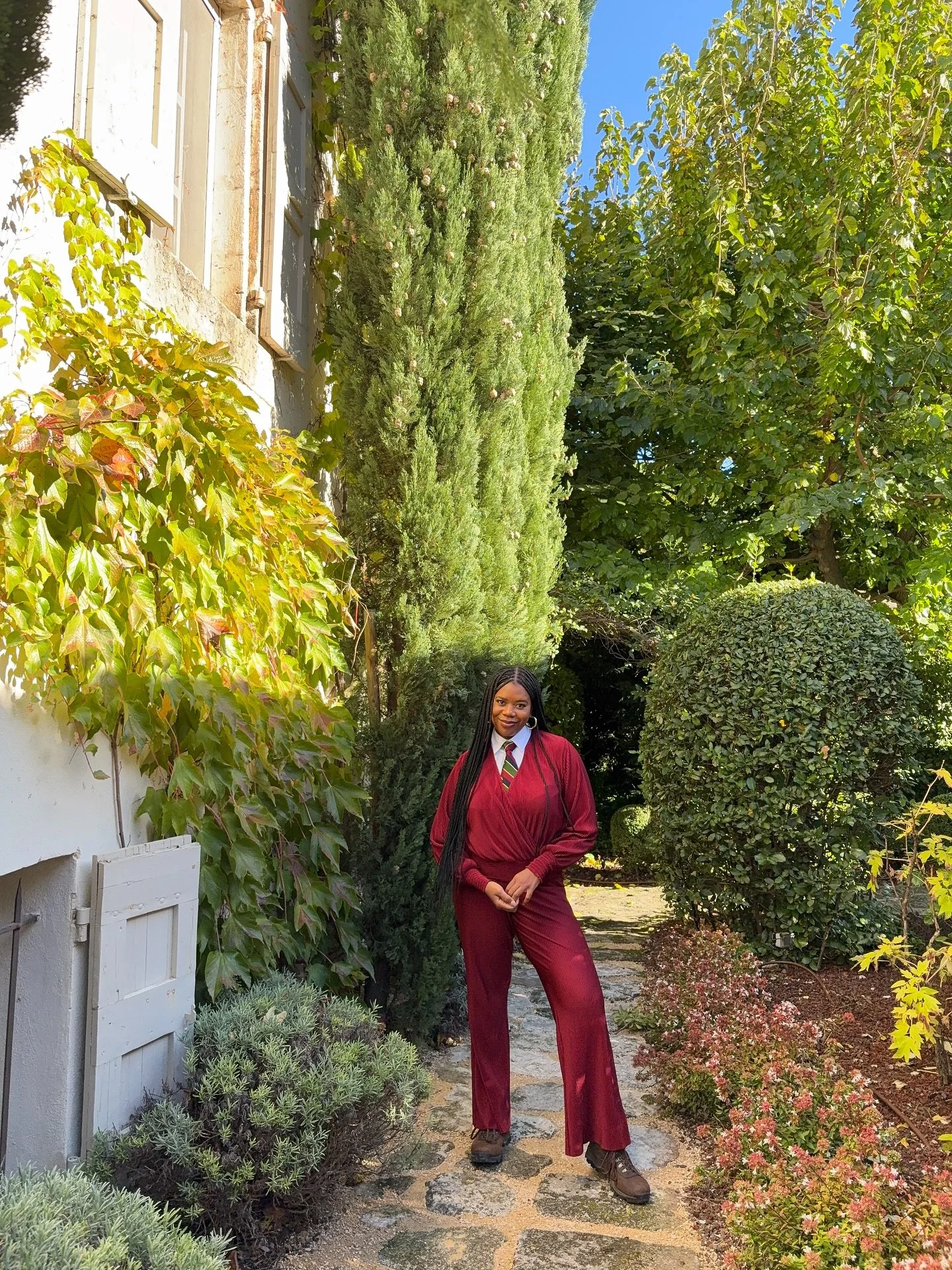 📚Professor P&rsquo;s Fits 4 France✨

I&rsquo;ve been slacking with the fit pics due to a busy schedule, but we&rsquo;re back. In my fave hiking Timbs.

1: A Christmas Color Story in Autumn | I love this tie so much.

2-3: Layers on Layers w/ Camo Co