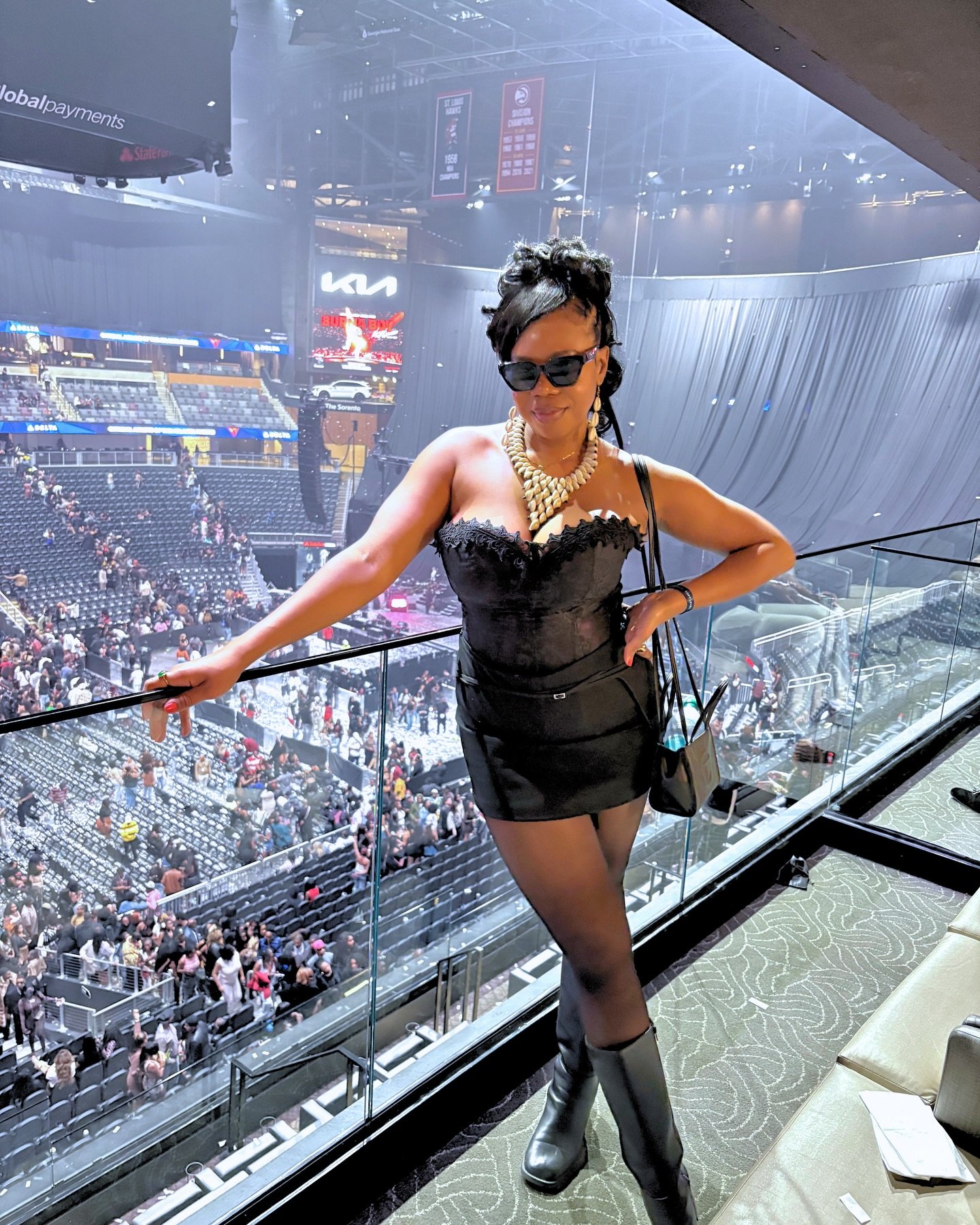 Community/Love/Sisterhood🫶🏾

Weeks have been heavy. So being surrounded by my fellow 1st gens at the Davido concert in Atl (coordinated by my childhood bestie @b.fohreal 💕), my Lacoste Love and Gemini diva @ijasminesaenz ✨ &amp; all my girls was s