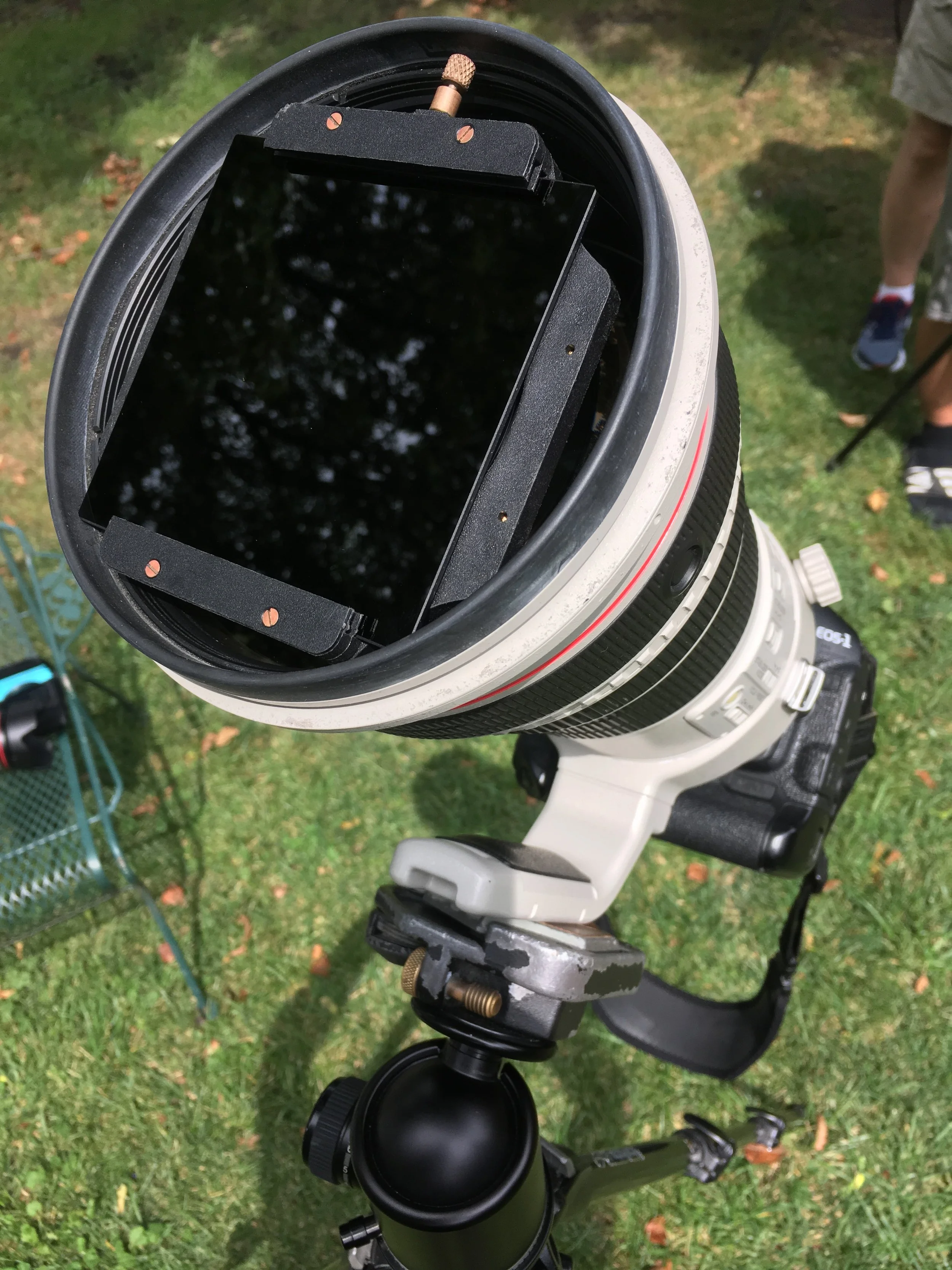 Canon 1DX Mark 2 with a 400mm f/2.8 super telephoto lens, photographing a solar eclipse