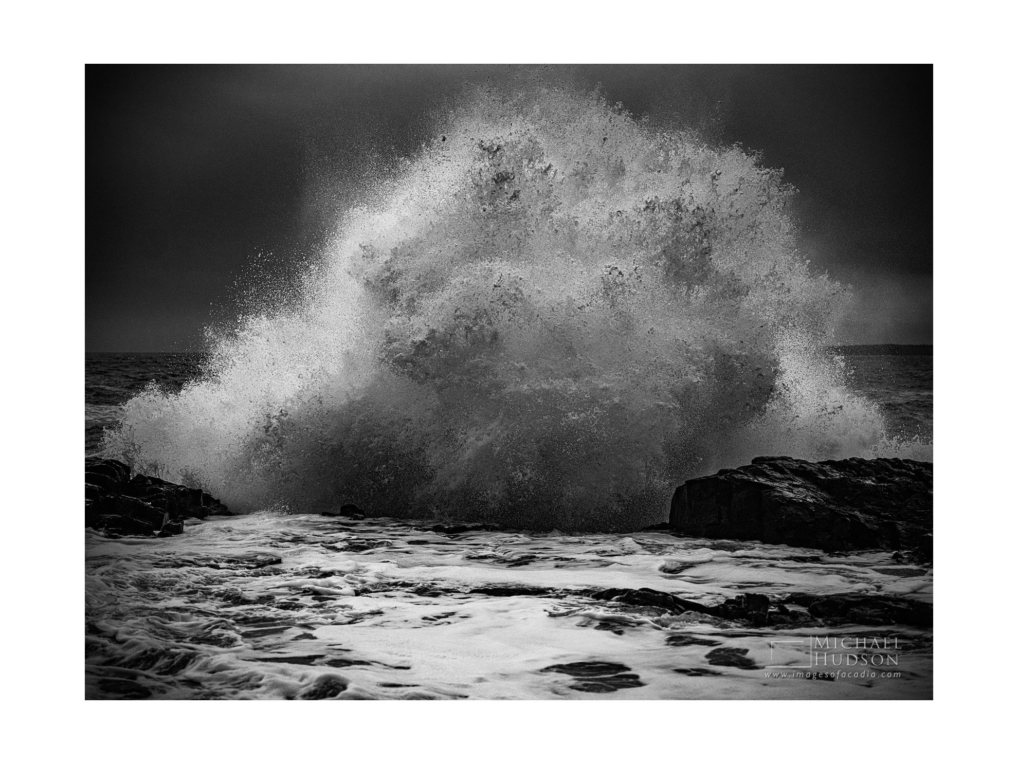 Shattering Wave IV, Hunters Head/ Limited Edition Print No. 2S5-2134bw
