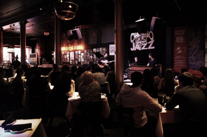 "Image found in google" Chicago's night life is all about the Jazz.