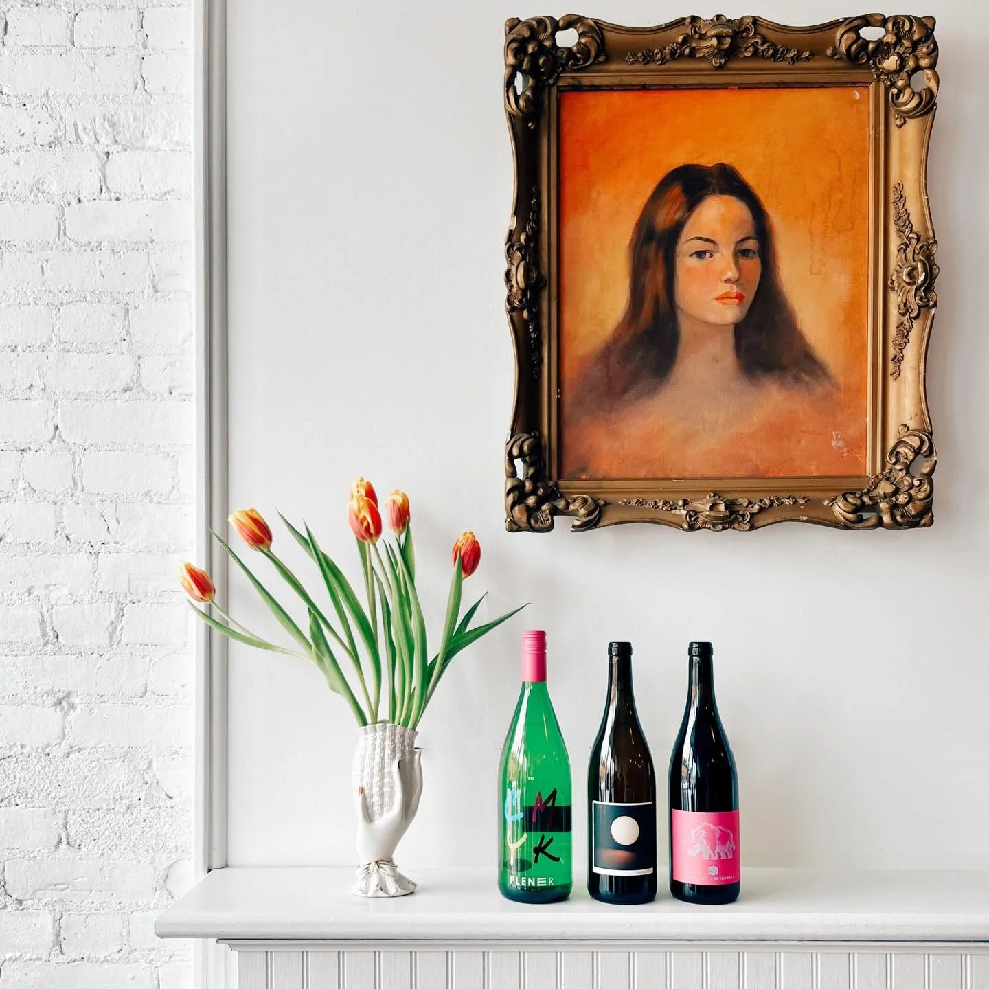 A fresh drop of exciting Czech and Austrian wines from our new pals @electricflowersimports ⚡️

Drink with us Tuesday-Saturday / dine with us Wednesday-Saturday / bonus service Sunday Feb 15th!