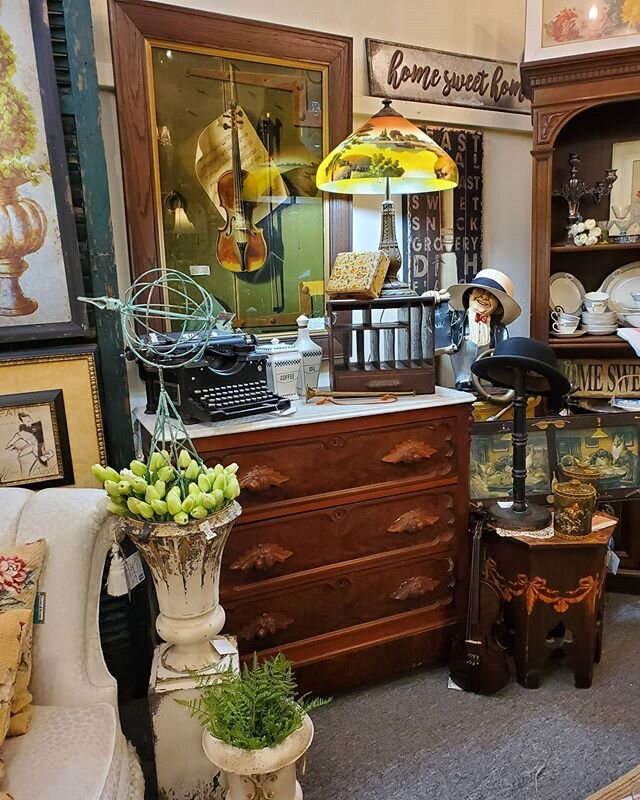 NEW arrivals at our Leesburg store.  BOTH STORES OPEN SATURDAY &amp; SUNDAY 11 TO 5. #vintagemagnoliallc #vintage #antiques #oldtypewriter #shoplocal #shopsmall